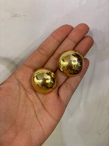 Pendientes botones dorados