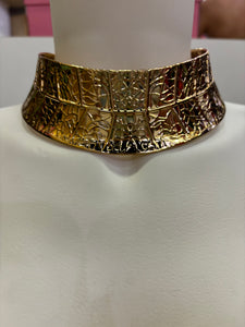 Collar efecto Cleopatra